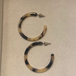 Resin hoop earrings